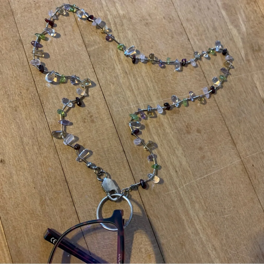 Eyeglass Necklace with Multicolor Beads and Front Clasp